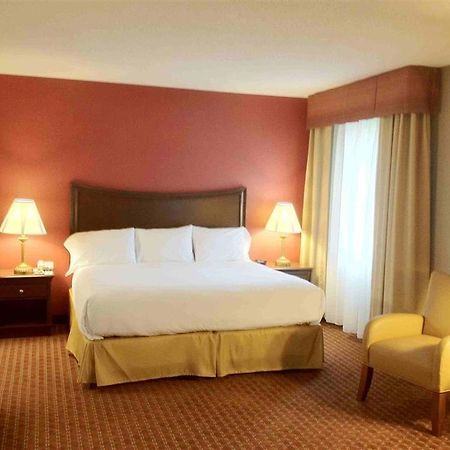 Owego Treadway Inn And Suites Oda fotoğraf