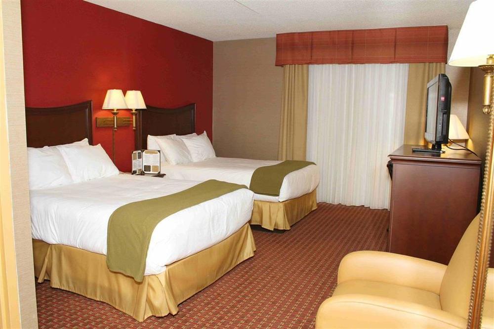 Owego Treadway Inn And Suites Oda fotoğraf
